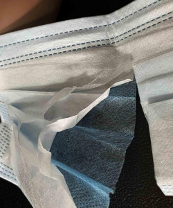 Одноразова Маска, тришарова на резинках для обличчя