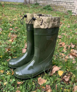 Чоботи чоловічі, високі з нашитою вставкою 'Мисливець'